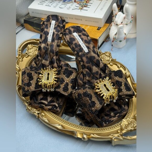 🆕 GIANNI BINI 🧿NWOB PeekaTwo Leopard Print Crystal Keyhole Ornament Sandal Sz7 - Picture 9 of 16
